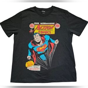 DC Action Comics Superman Graphic T-Shirt In Black, Size Men's Large. New!
